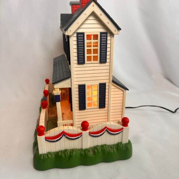 Patriotic Lighted House DecorationAmericana Red White Blue Independence Day - Picture 3 of 14